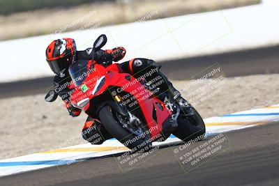 media/Sep-20-2025-TrackDaz (Sat) [[27f0cde673]]/C Group/1240pm (Turn 1)/